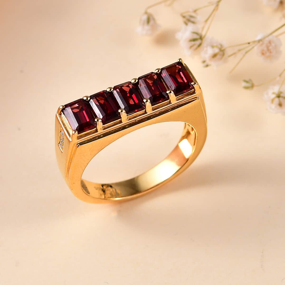 Orissa Rhodolite Garnet and Moissanite Men's Ring in 18K Vermeil Yellow Gold Over Sterling Silver (Size 10.0) 4.10 ctw image number 1