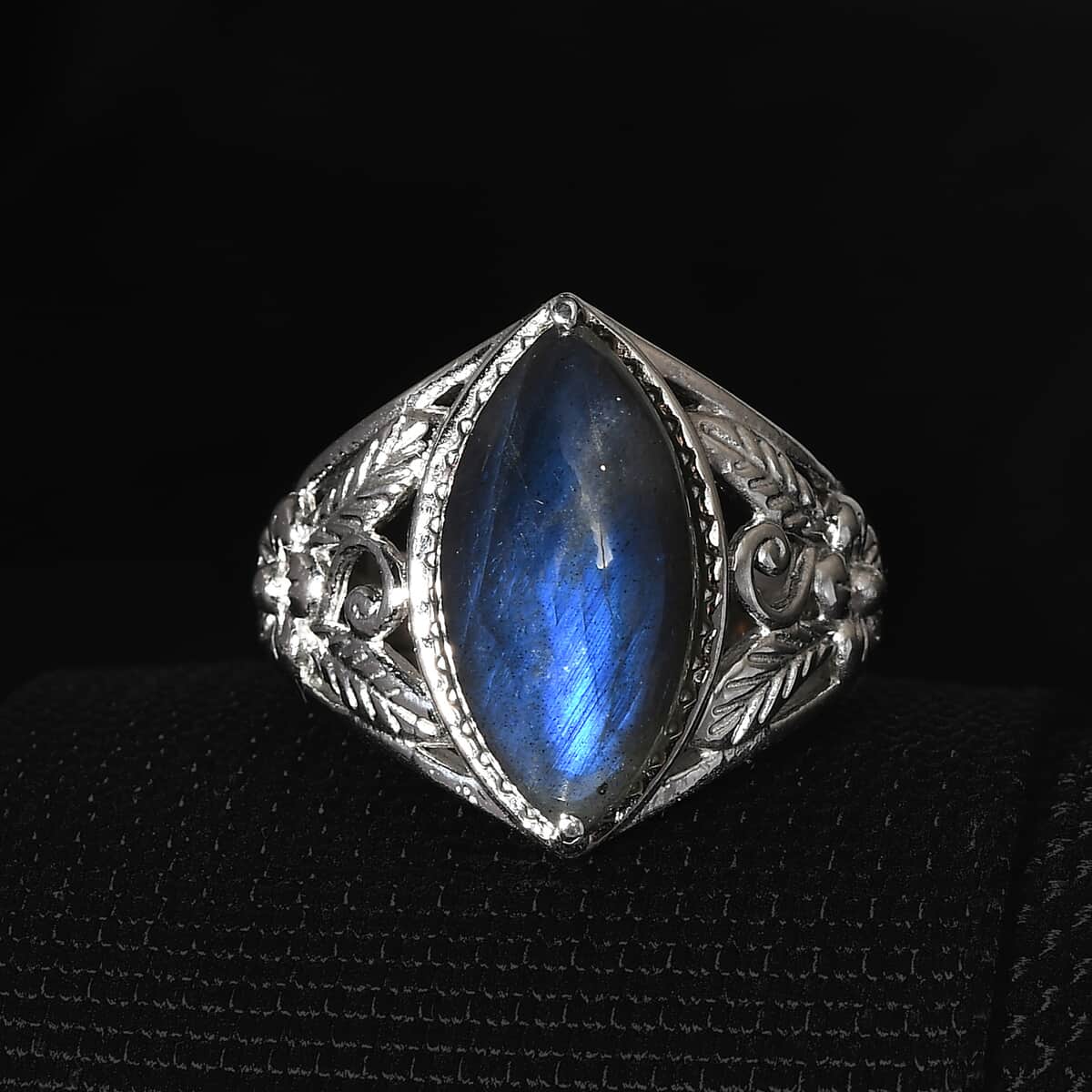 Malagasy Labradorite Solitaire Ring in Stainless Steel (Size 10.0) 7.30 ctw image number 2