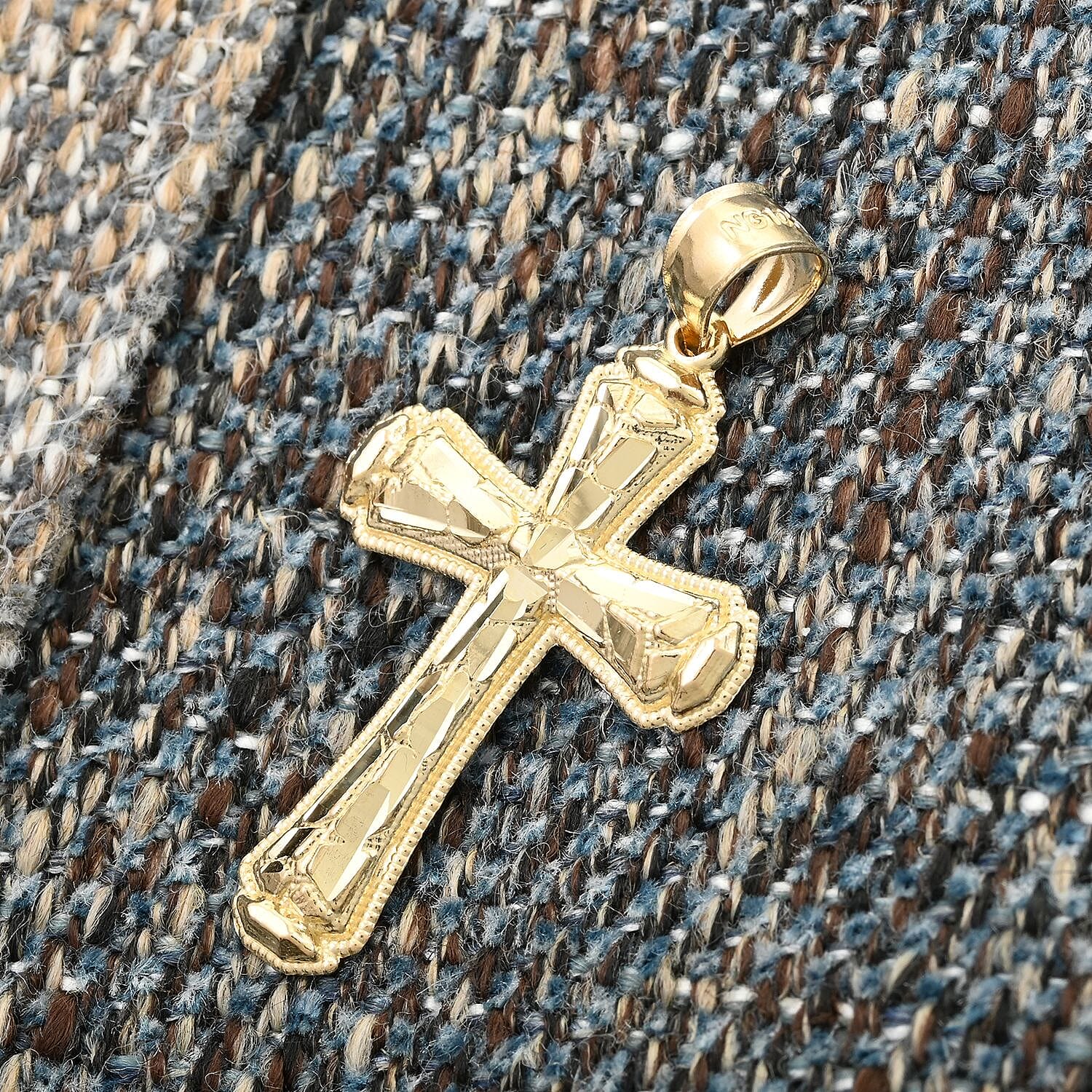 10K Yellow Gold Pendant 1.95 Grams
