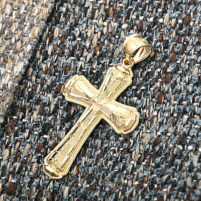 10K Yellow Gold Pendant 1.95 Grams