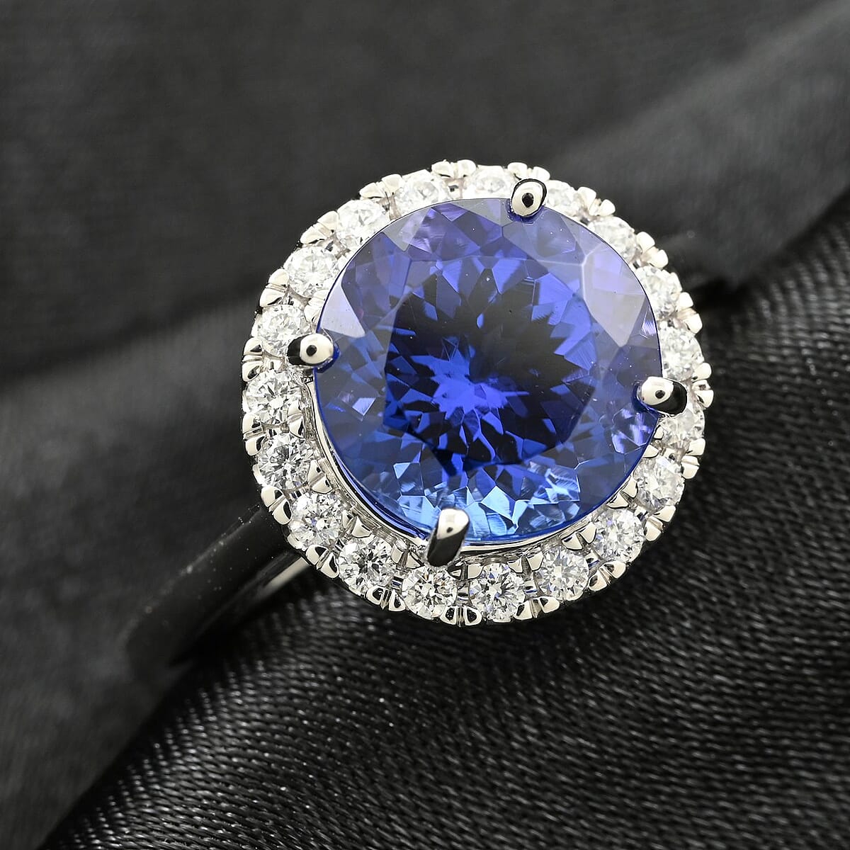 Certified & Appraised Rhapsody AAAA Tanzanite and E-F VS Diamond 3.00 ctw Ring in 950 Platinum (Size 9.0) 6.20 Grams image number 1