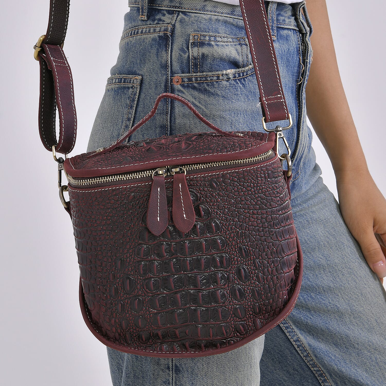 Italy Retro Noble Collection Burgundy Crocodile Embossed Genuine Leather Crossbody Bag with Shoulder Strap