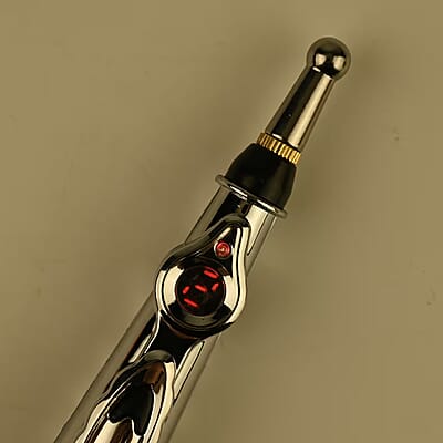 Interchangeable 7 Heads Massager Pen with 2 Container