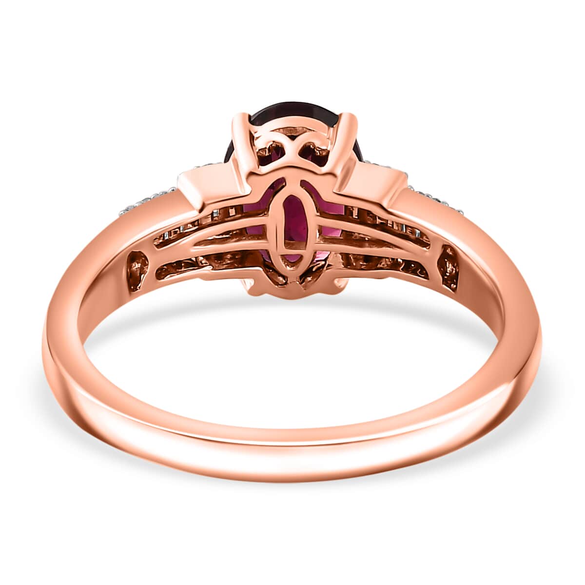 Luxoro 10K Rose Gold Premium Orissa Rhodolite Garnet and I2 Diamond Ring (Size 10.0) 2.40 ctw image number 4