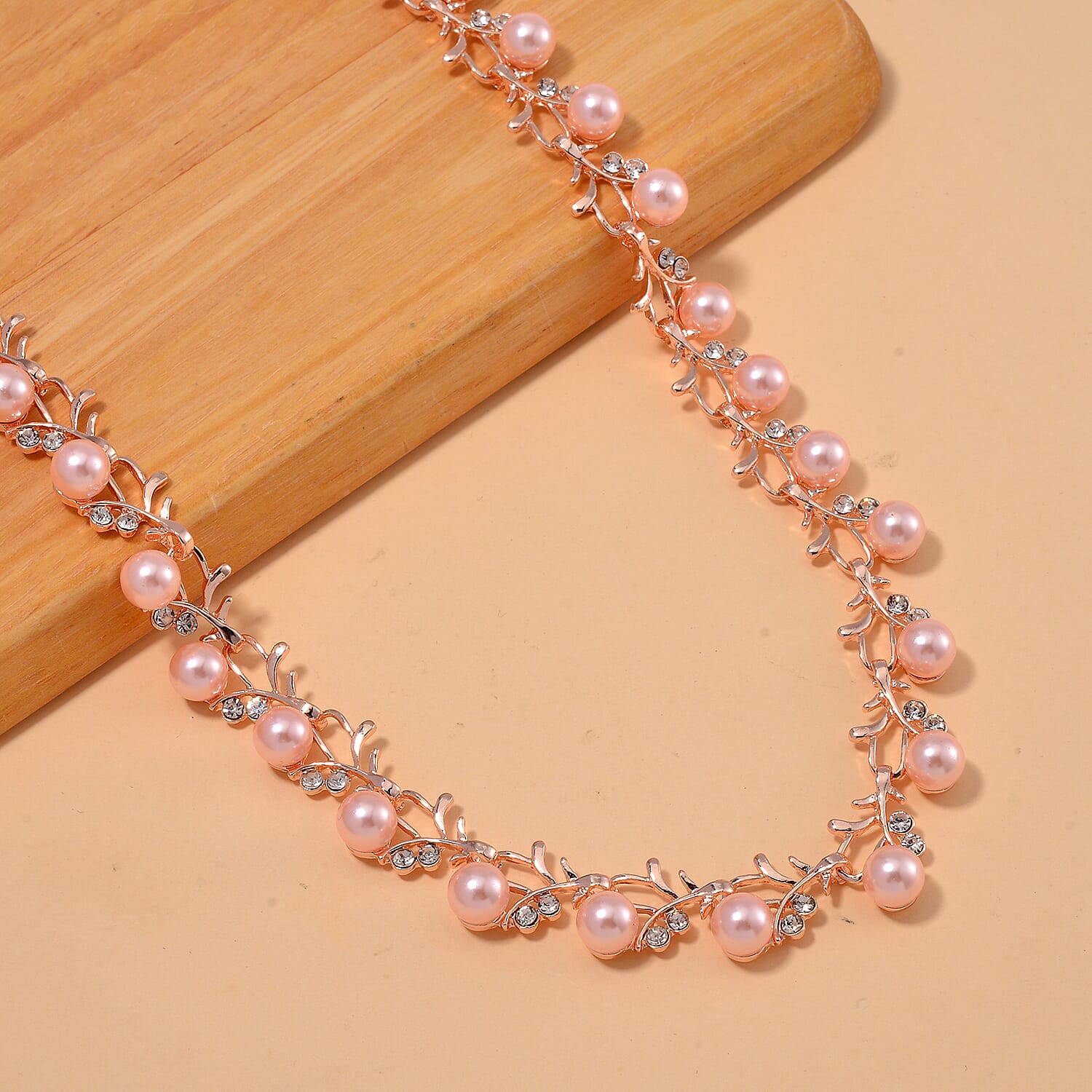 Pink Shell Pearl - Product card gallery slide 2 (9432210931967)
