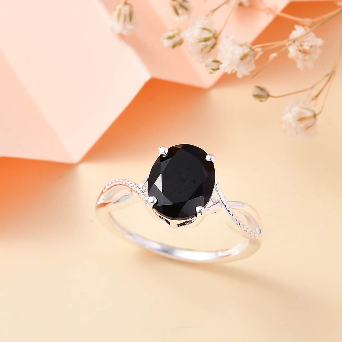 Thai Black Spinel 3.30 ctw Infinity Shank Ring in Sterling Silver (Size 10.0) image number 1