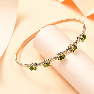 Luxoro AAA Natural Arikanga Green Tourmaline 2.30 ctw Flexible Cuff Bracelet in 10K Yellow Gold  (7.25 In) 4.50 Grams