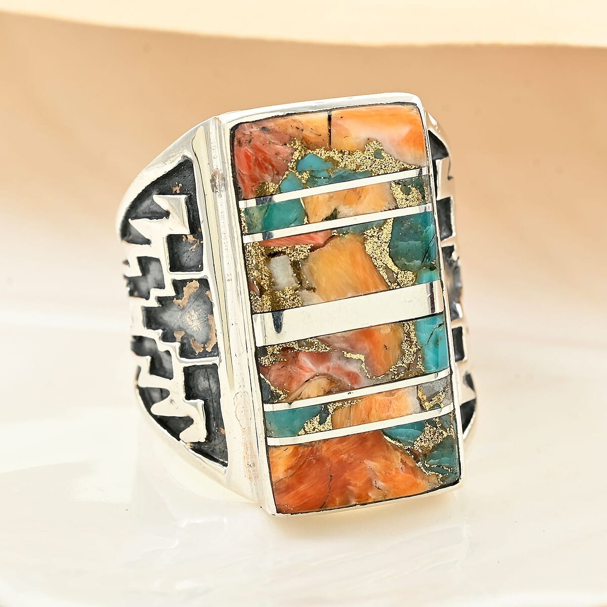 Santa Fe Style Spiny Turquoise Ring in Sterling Silver (Size 10.0) 1.75 ctw image number 1