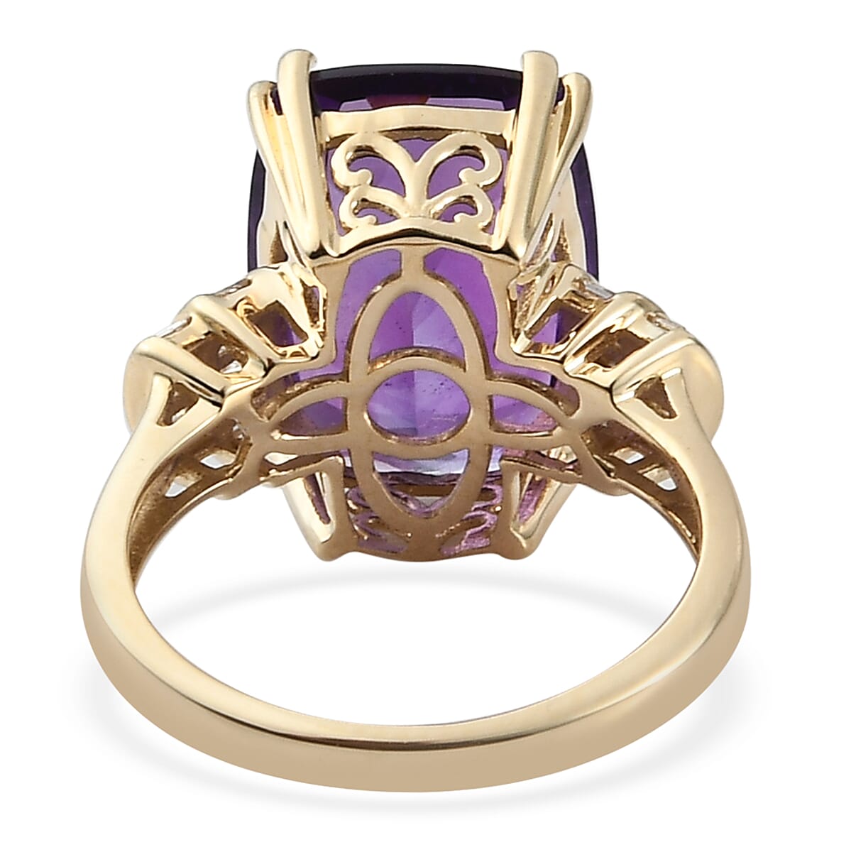 Luxoro 10K Yellow Gold AAA Lusaka Amethyst and Diamond Ring (Size 9.0) 6.75 ctw image number 4