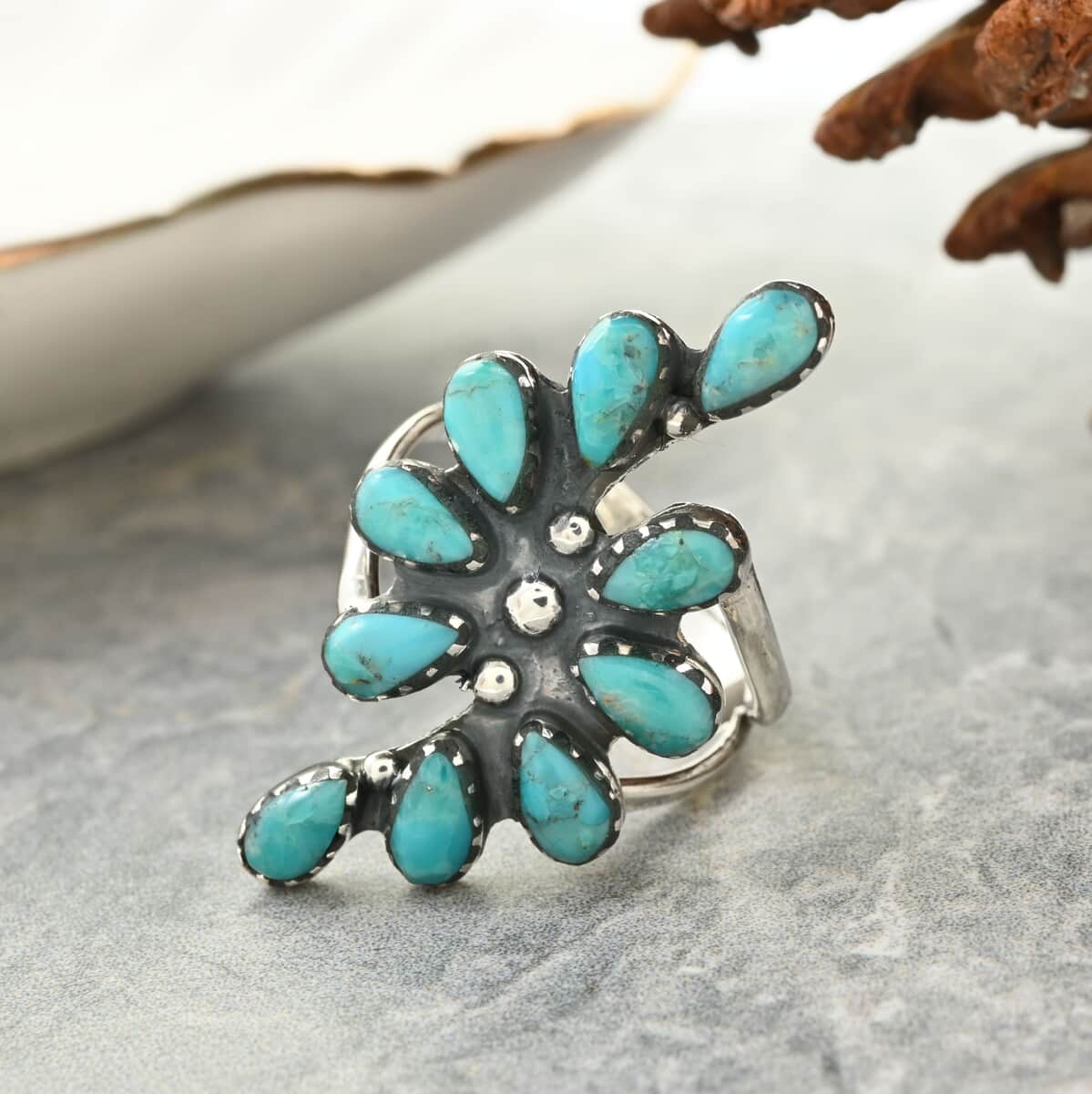 Santa Fe Style Turquoise Ring in Sterling Silver (Size 10.0) 6.00 ctw image number 1