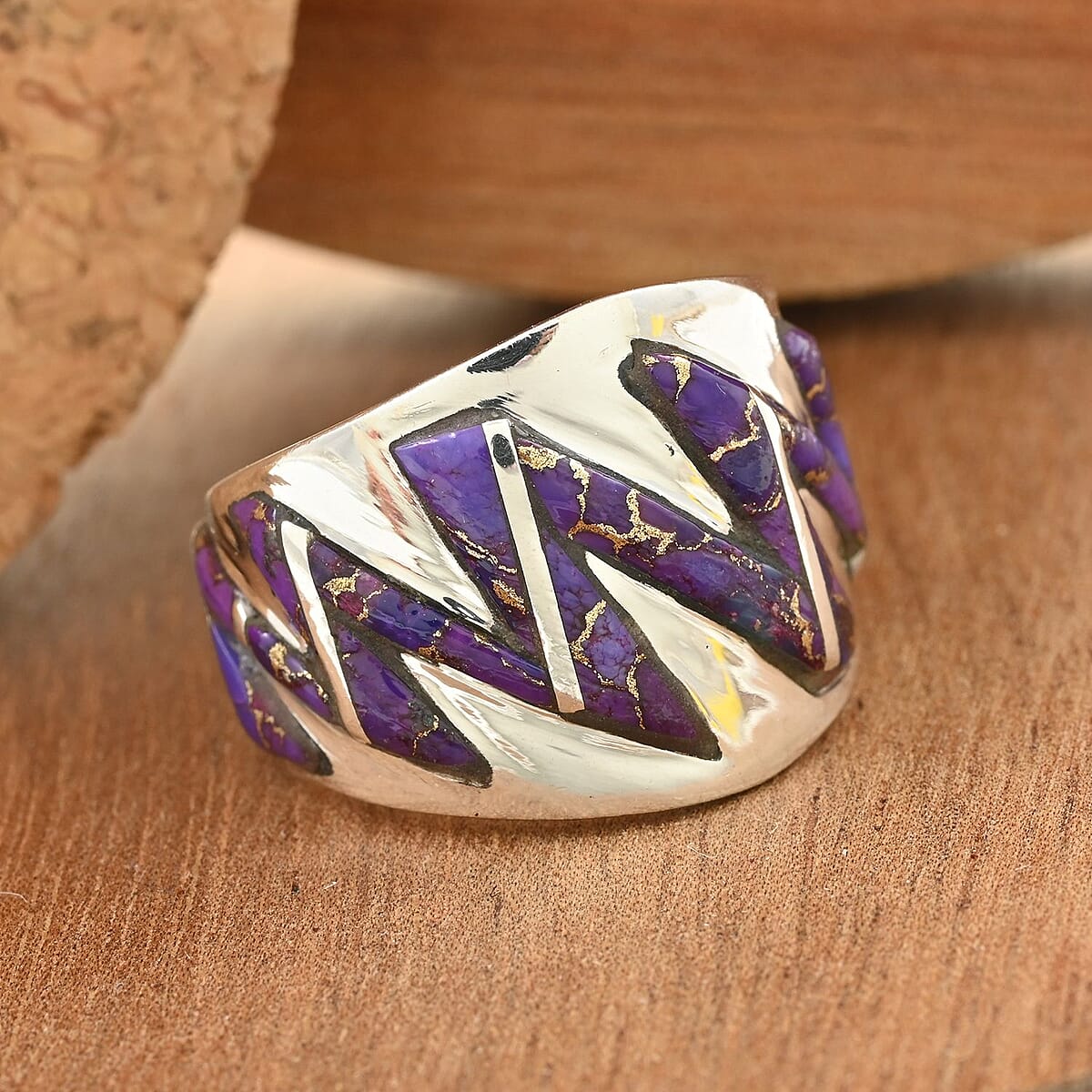 Santa Fe Style Mojave Purple Turquoise Ring in Sterling Silver (Size 7.0) 2.30 ctw image number 1