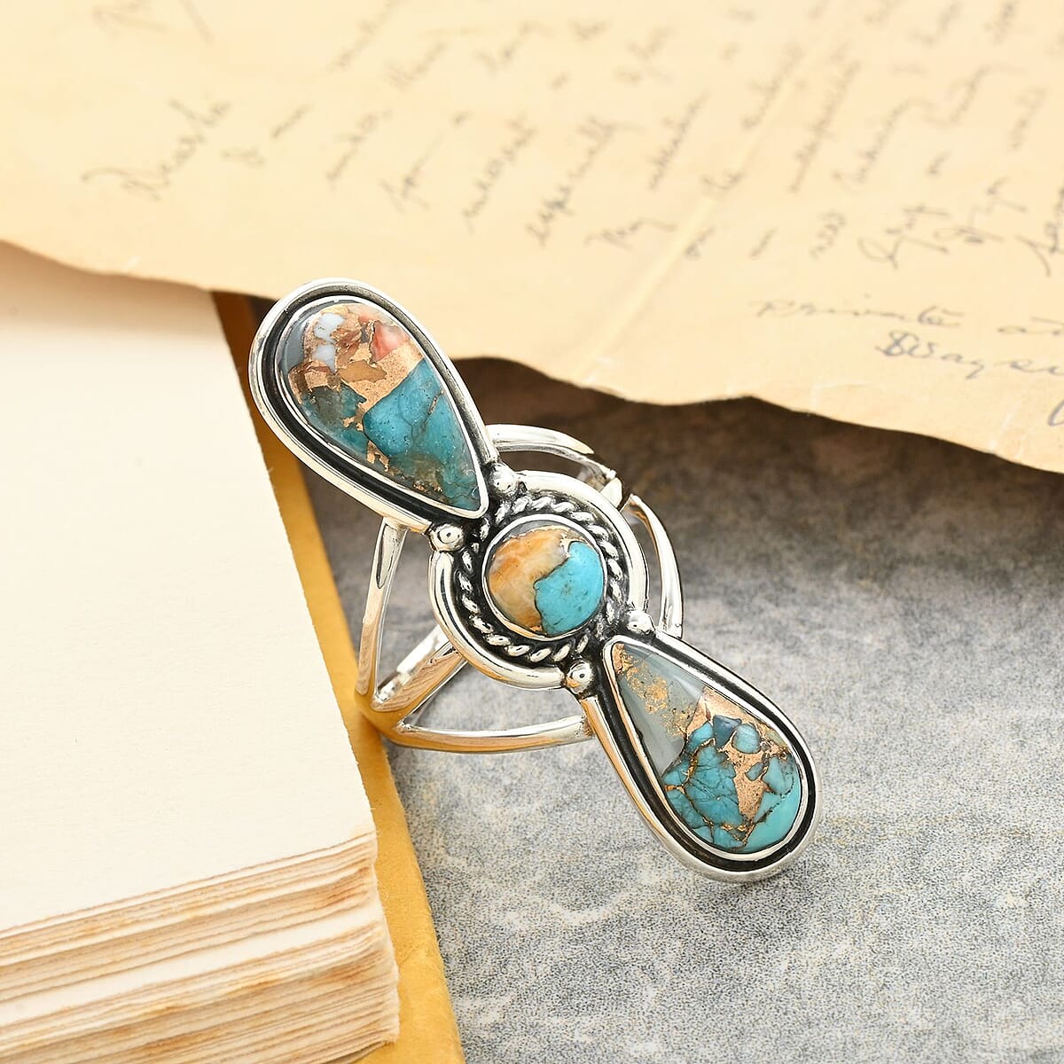 Santa Fe Style Spiny Turquoise Ring in Sterling Silver (Size 6.0) 12.50 ctw image number 1