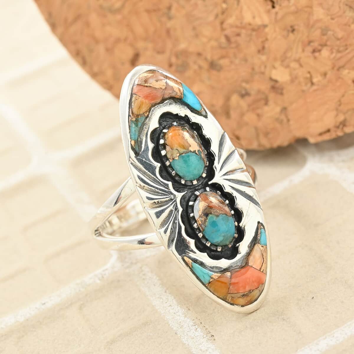 Santa Fe Style Spiny Turquoise Ring in Sterling Silver (Size 10.0) 9.10 ctw image number 1