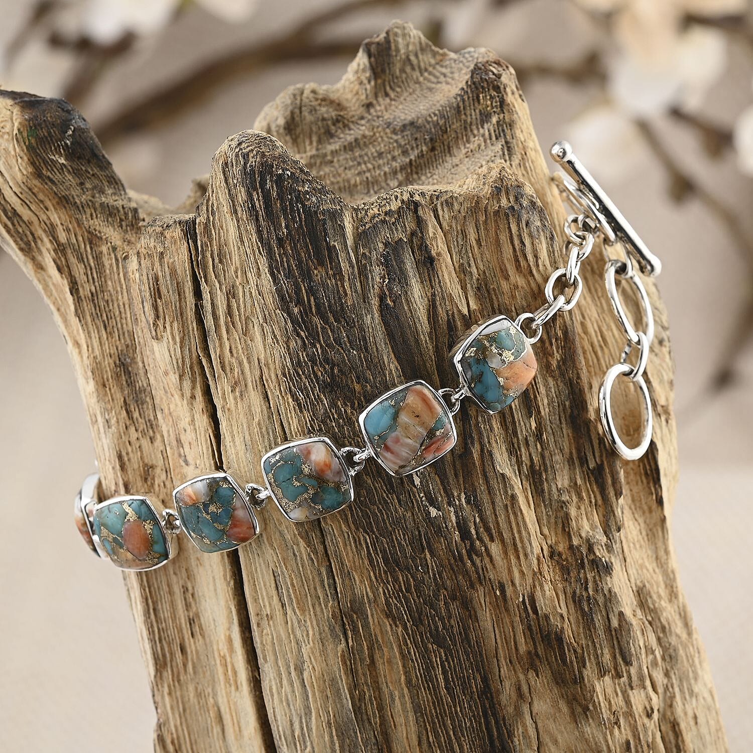 Santa Fe Style Spiny Turquoise Bracelet in Sterling Silver (7.50 In) 19.25 ctw