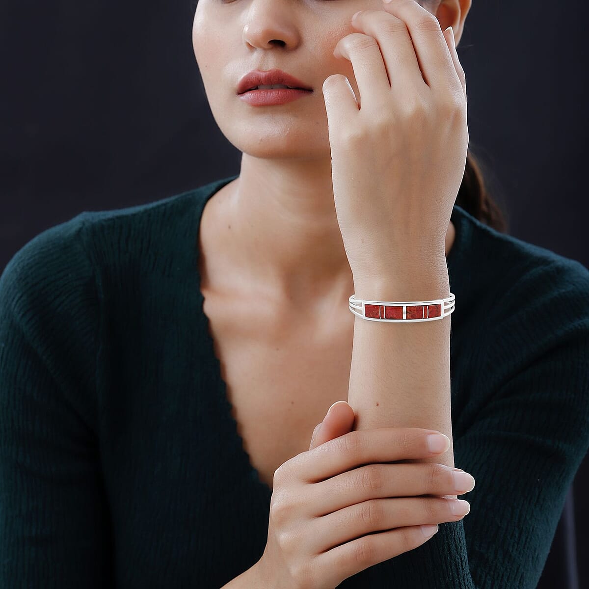 Santa Fe Style Red Coral Cuff Bracelet in Sterling Silver (6.50 In) image number 2