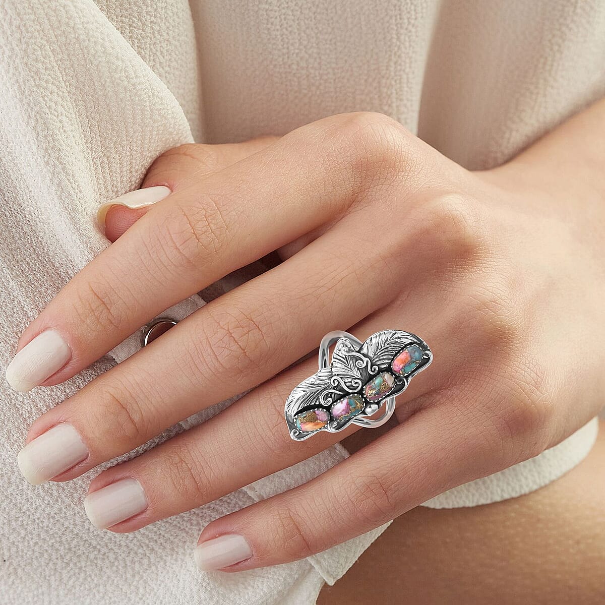 Santa Fe Style Multi Turquoise Ring in Sterling Silver (Size 8.0) 1.60 ctw image number 2