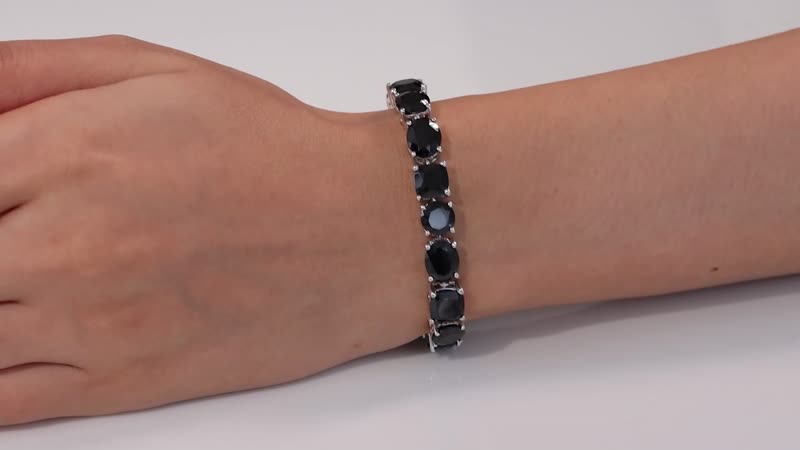 Karis Thai Black Spinel Bracelet in Platinum Bond (7.25 In) 56.25 ctw