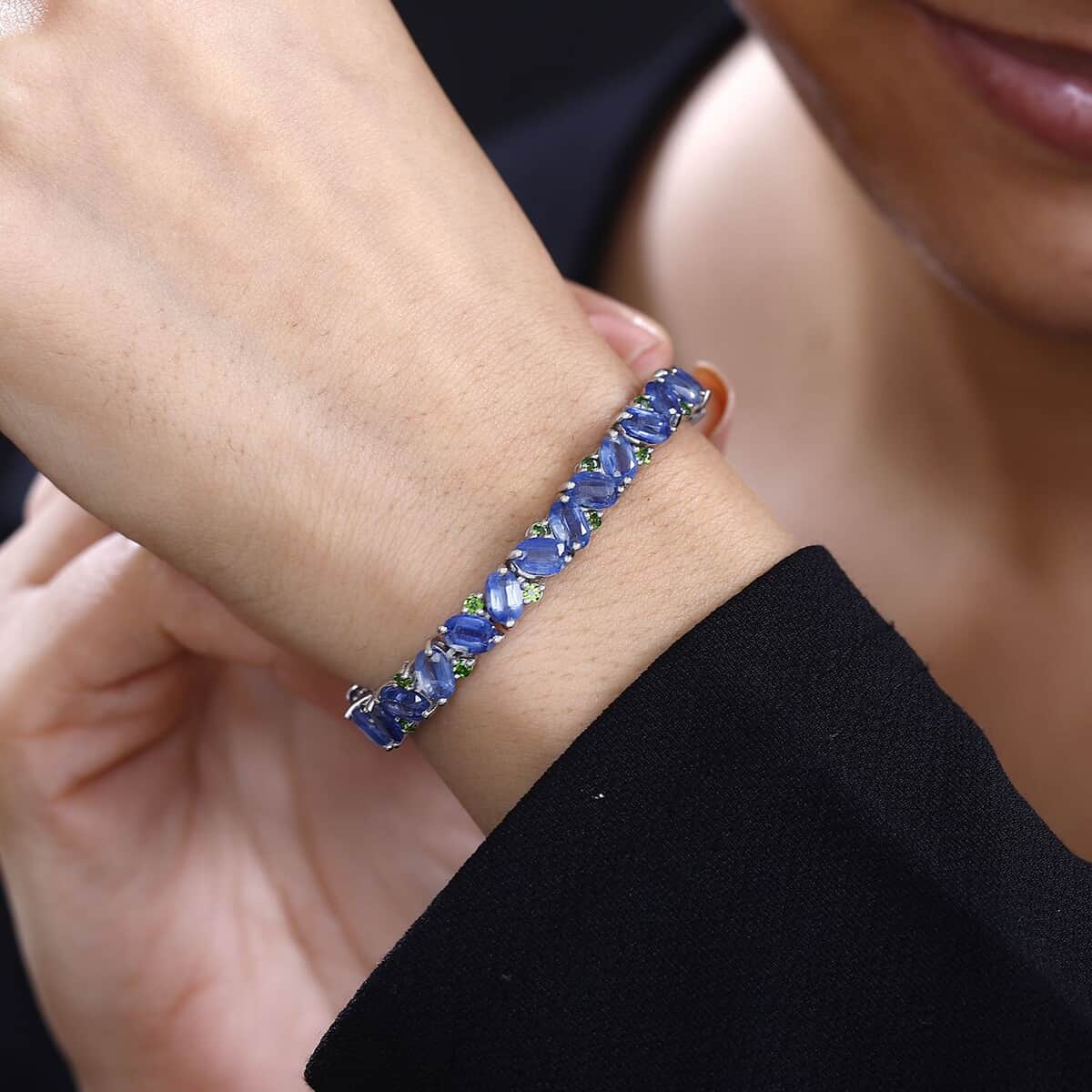 Kashmir Kyanite and Chrome Diopside Sea Waves Bracelet in Rhodium Over Sterling Silver (6.50 In) 20.40 ctw (Del. in 8-10 Days) image number 2