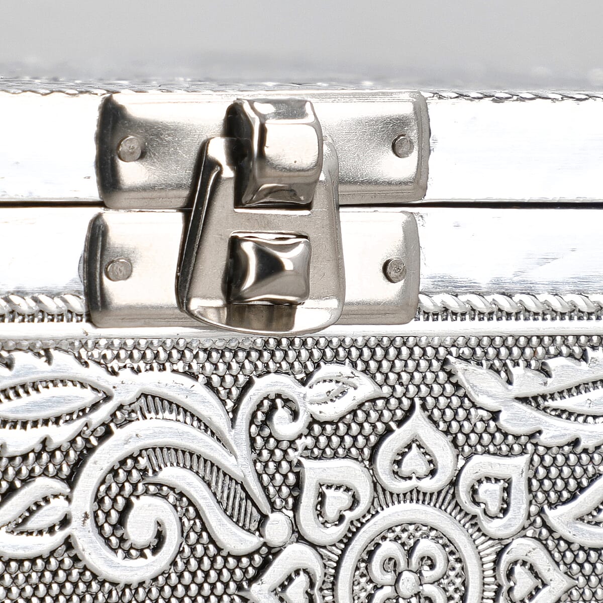 Hand Crafted Set of 2 Aluminum Oxidized Rose Floral Embossed Jewelry Box Made Up with Teak Wood Aluminum Sheet and Velvet image number 8