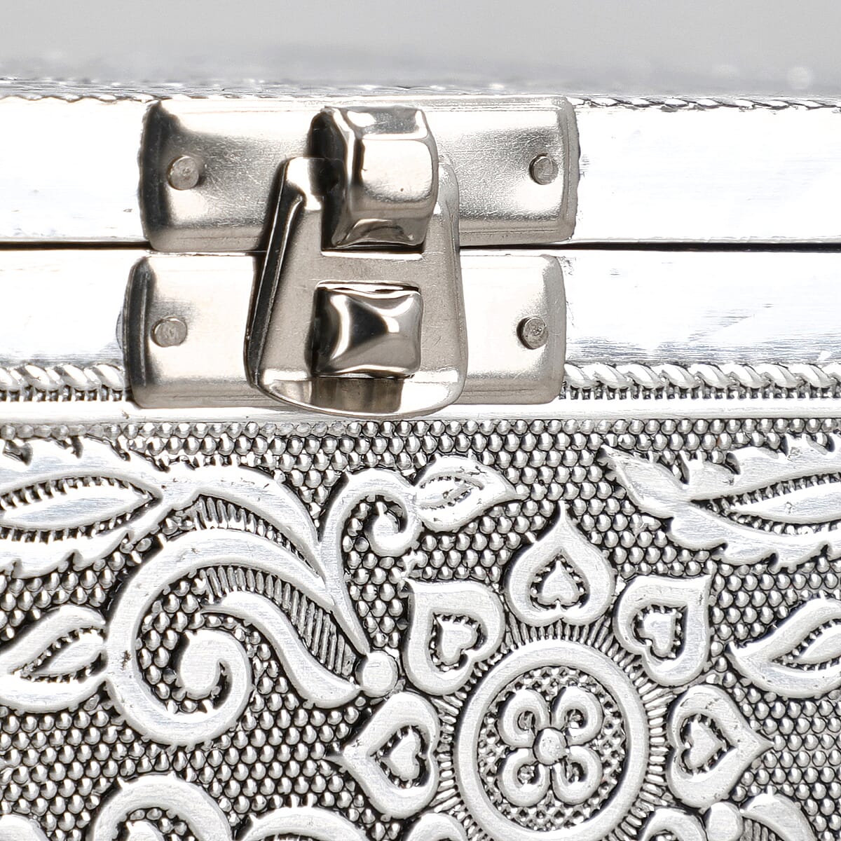 Hand Crafted Set of 2 Aluminum Oxidized Peacock Embossed Jewelry Box Made Up with Teak Wood Aluminum Sheet and Velvet image number 8