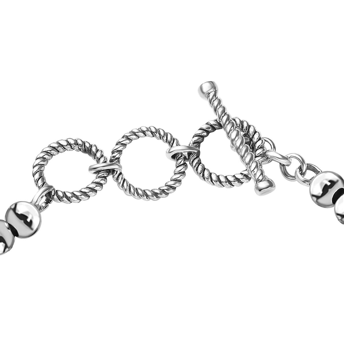 Artisan Crafted White Buffalo 23.85 ctw Toggle Clasp Bracelet in Sterling Silver (6.50-8.0In) image number 3