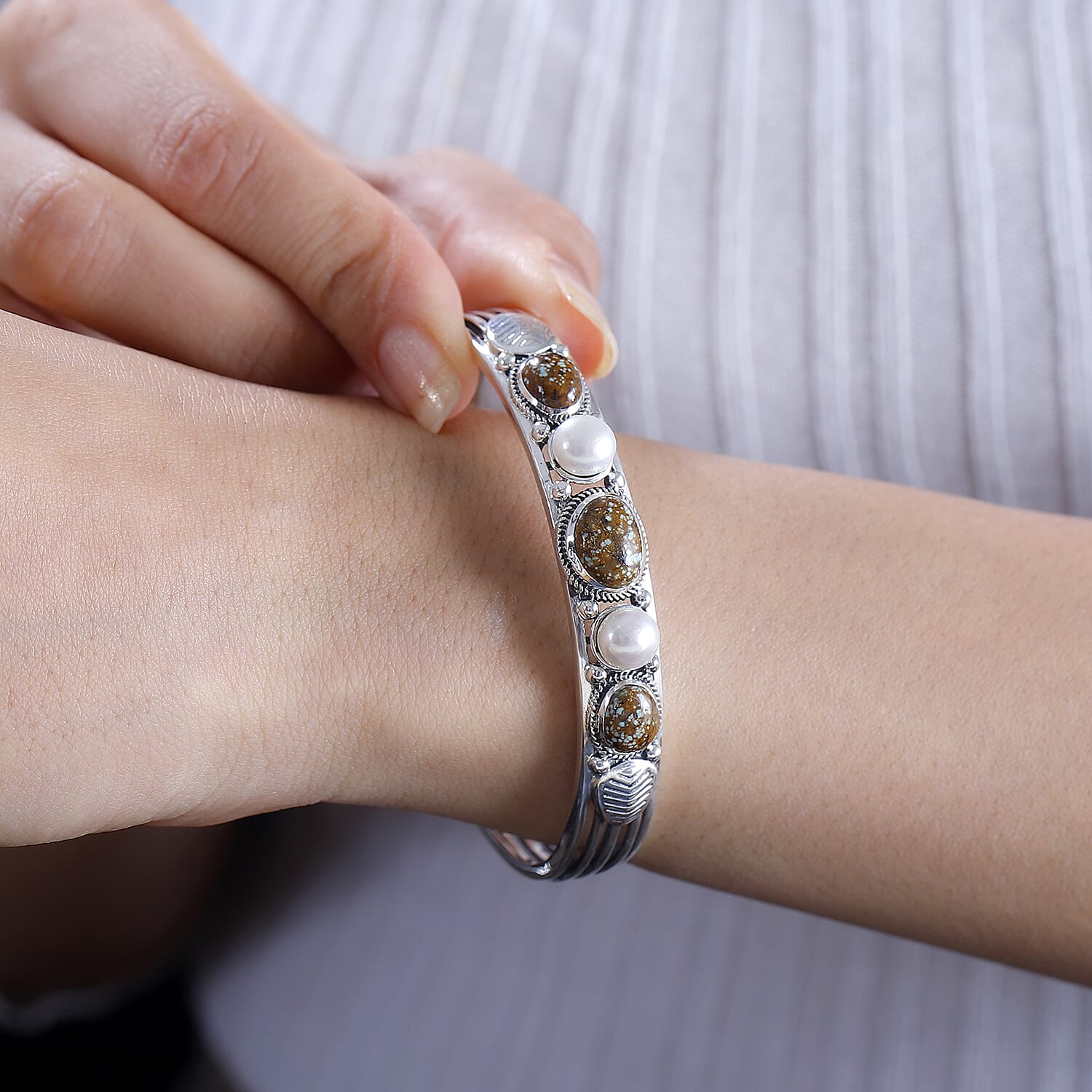 D'Joy Artisan Crafted Blue Horizon Turquoise 5.40 ctw and White Pearl Cuff Bracelet in Sterling Silver (7.25 In)