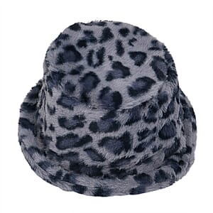 Tamsy Gray Leopard Pattern Faux Fur Set of Bucket Hat and Scarf