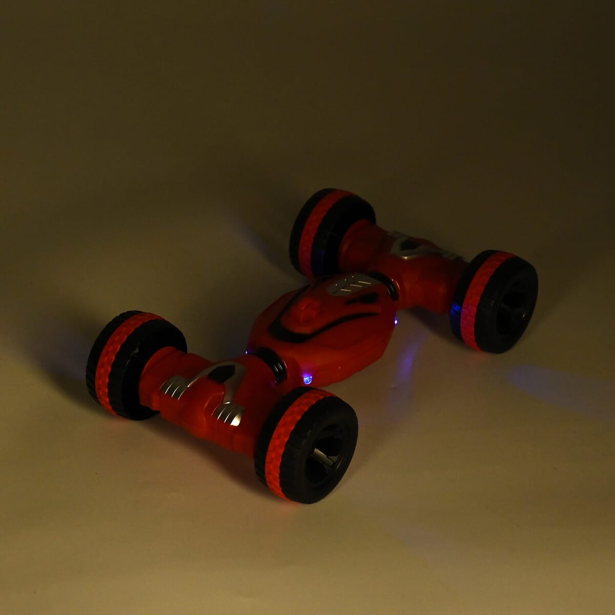 5 Way & 360 Degree Rotate Stunt Car - Red (Power By 4pcsx AA Battery Not Includeed) image number 1
