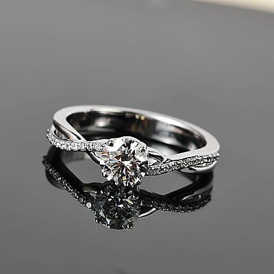 Iliana 18K White Gold G-H SI1 Diamond Criss Cross Ring (Size 11.0) 4.15 Grams 0.75 ctw
