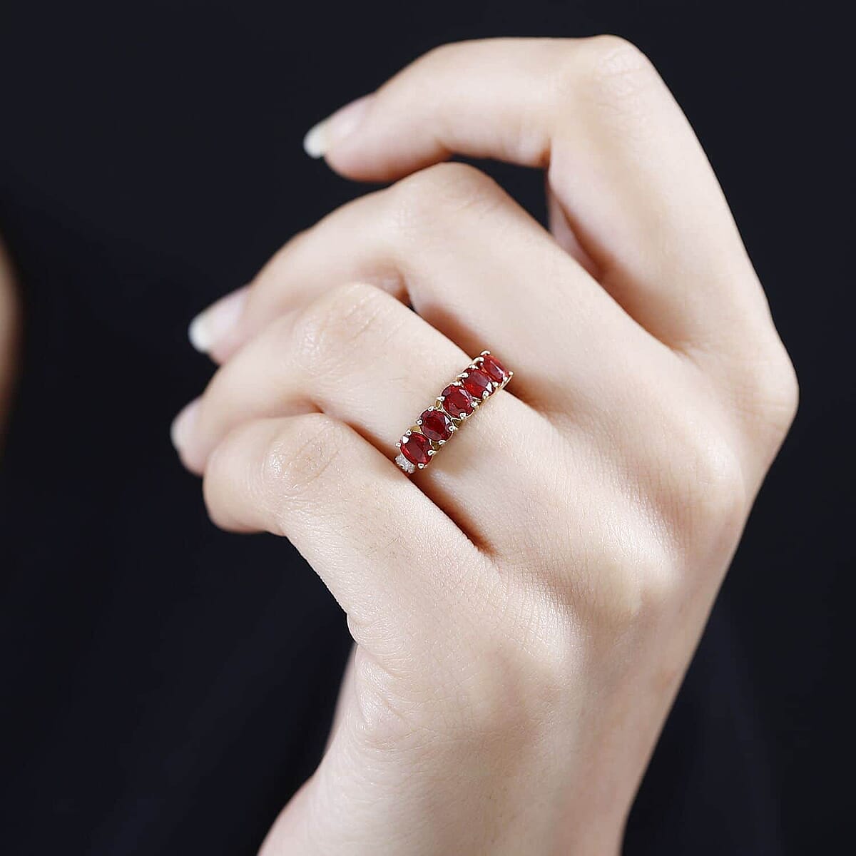 Luxoro 10K Yellow Gold AAA Red Sapphire and Diamond 5 Stone Ring (Size 5.5) 1.75 ctw image number 2