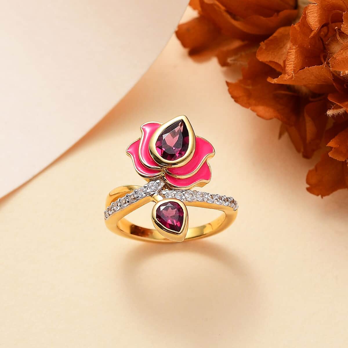 Orissa Rhodolite Garnet and White Zircon 1.40 ctw Ring in 18K Vermeil Yellow Gold Over Sterling Silver (Size 5.0) image number 1