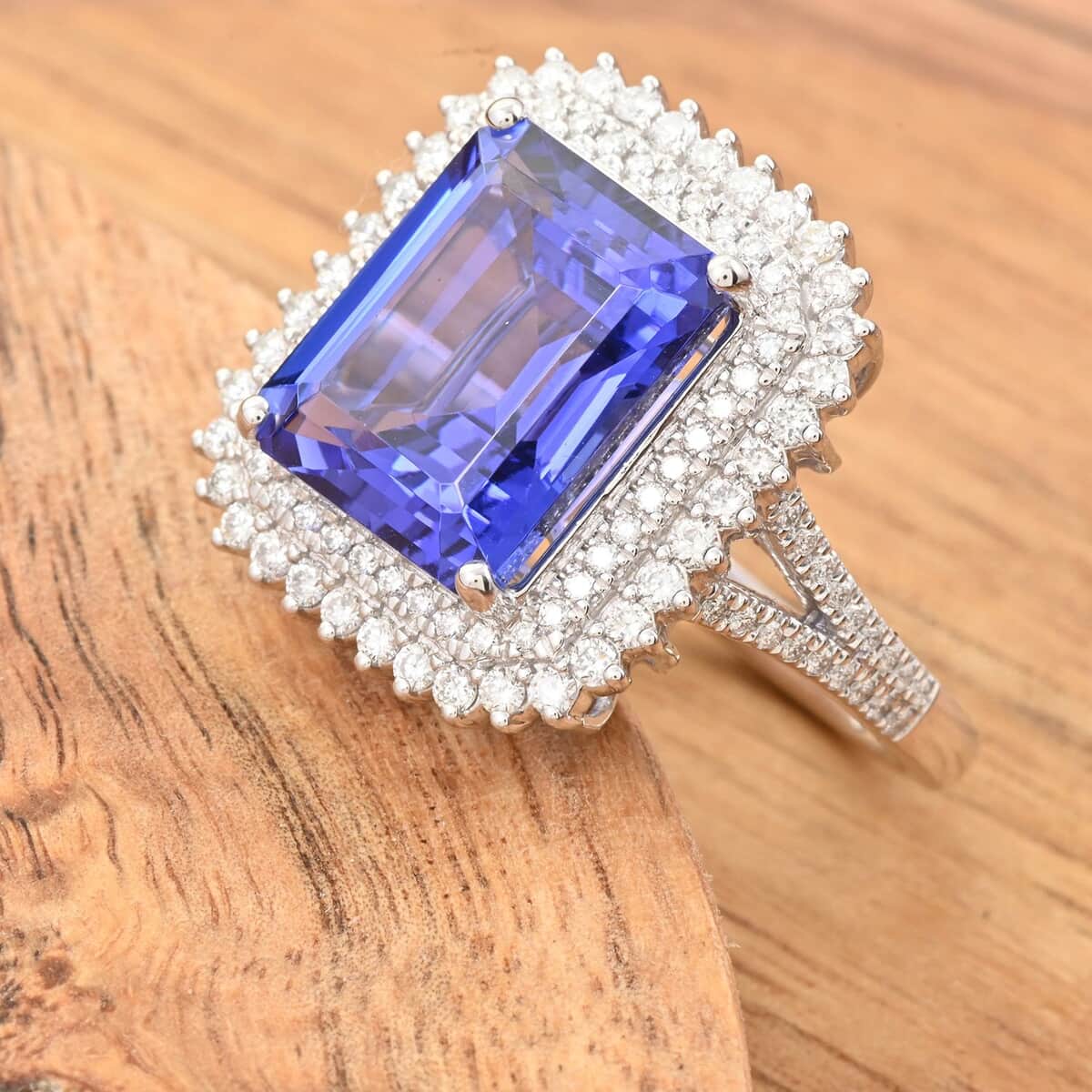 Jubilee Certified & Appraised Rhapsody 950 Platinum AAAA Tanzanite and E-F VS Diamond Ring (Size 10.0) 9.90 Grams 7.60 ctw image number 1