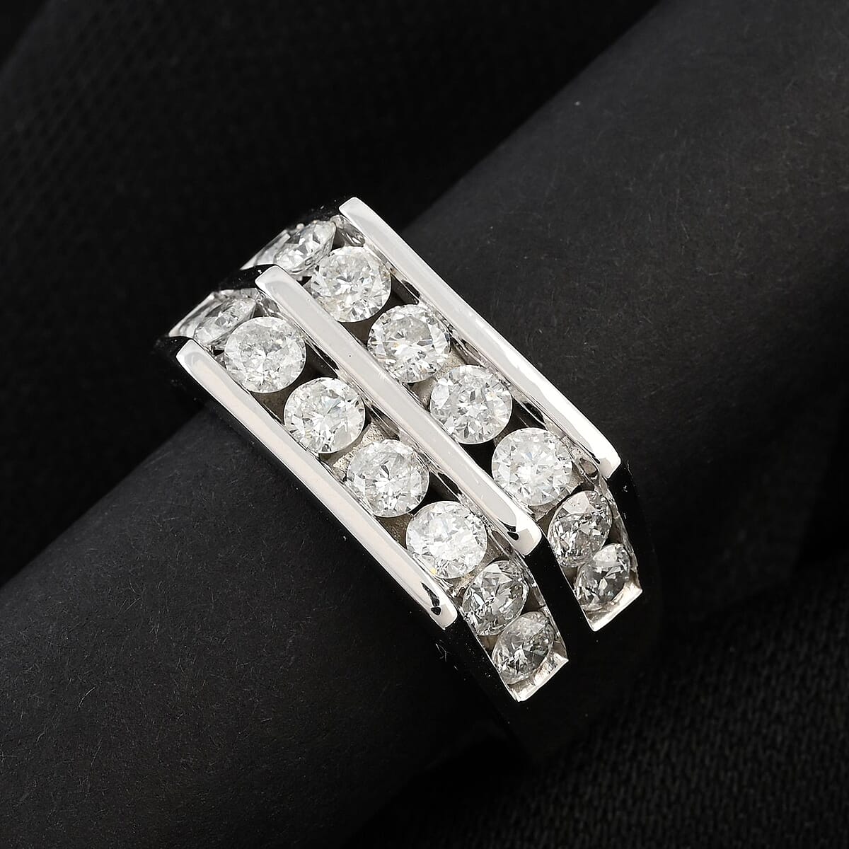 NY Closeout Diamond 2.00 ctw 2 Row Men's Ring in 10K White Gold (Size 10.0) 8 Grams image number 1