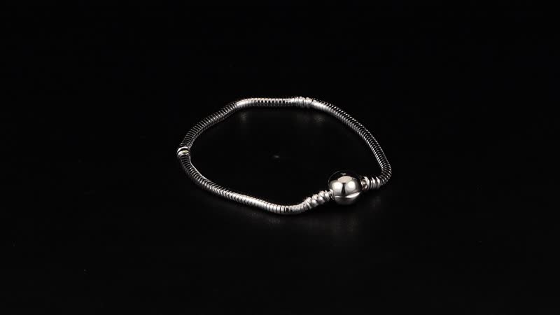 Hollow Bracelet in Rhodium Over Sterling Silver (7.25 In) (8.70 g)