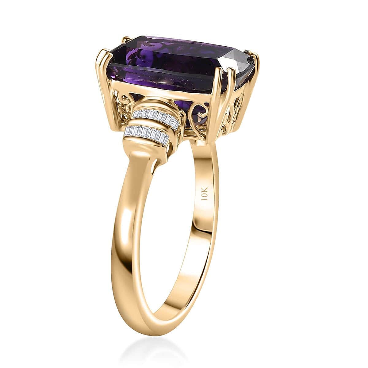 Luxoro 10K Yellow Gold AAA Moroccan Amethyst and G-H I2 Diamond Ring (Size 7.5) 7.00 ctw image number 3