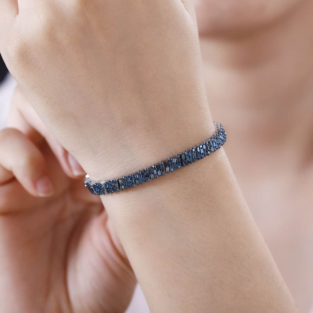 Blue Diamond 5.00 ctw Bracelet in Rhodium Over Sterling Silver (7.25 In) image number 2