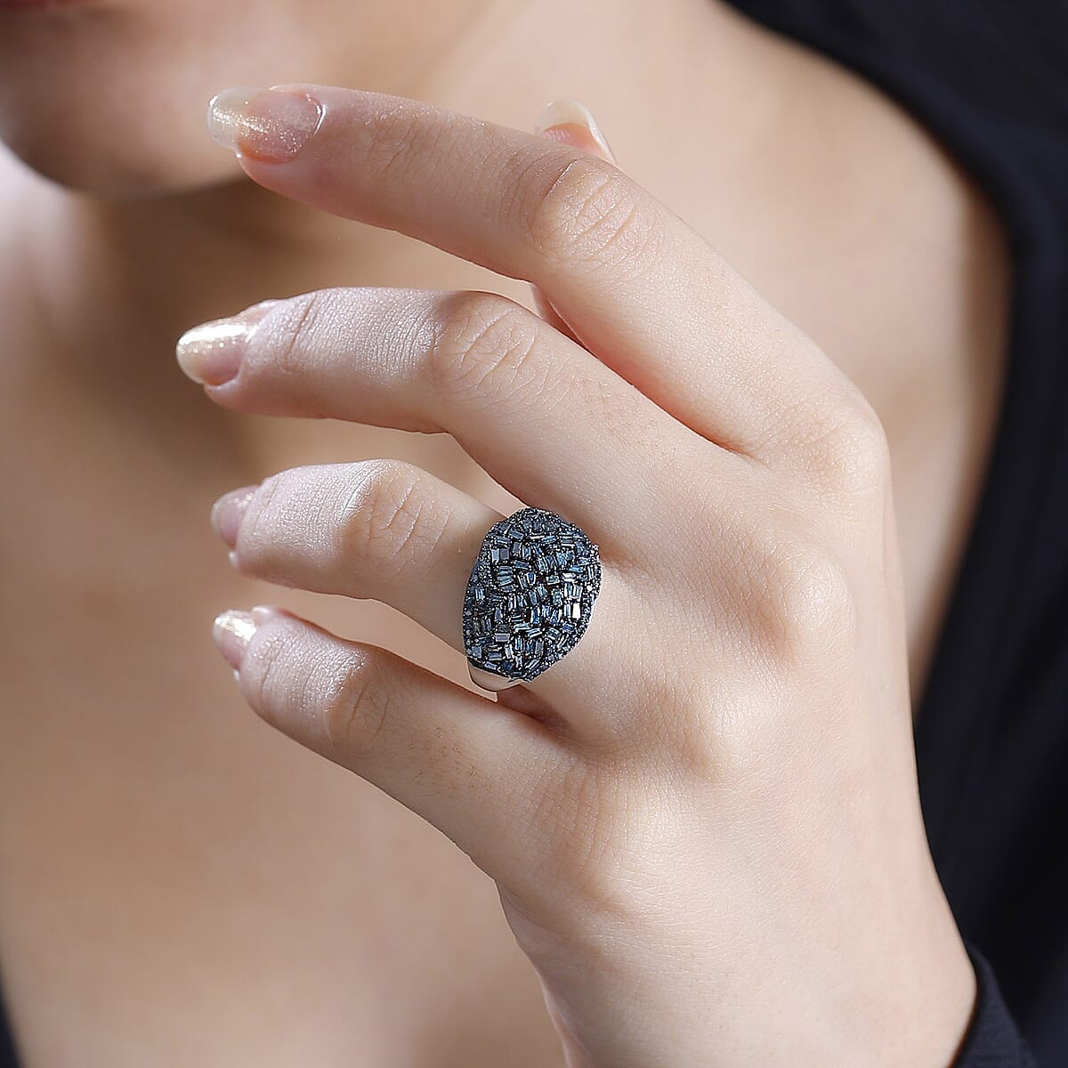 Blue Diamond 1.00 ctw Cocktail Ring in Rhodium Over Sterling Silver (Size 6.0) image number 2