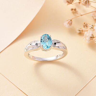 Premium Betroka Blue Apatite and Thai Black Spinel 0.80 ctw Ring in Sterling Silver (Size 10.0)