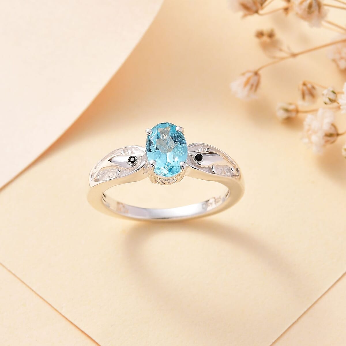 Premium Betroka Blue Apatite and Thai Black Spinel 0.80 ctw Ring in Sterling Silver (Size 8.0) image number 1