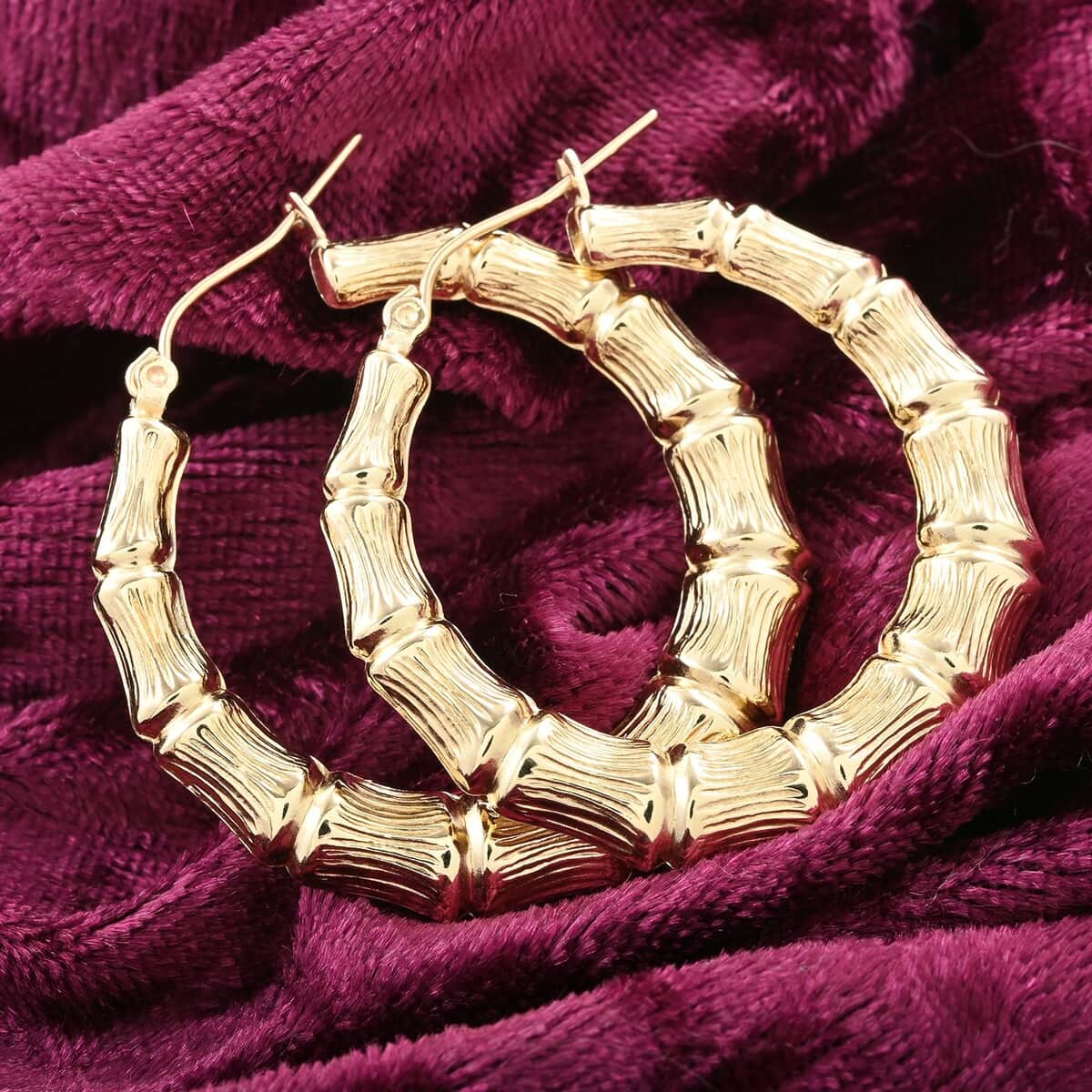 10K Yellow Gold Bamboo Hoop Earrings 3.80 Grams image number 1