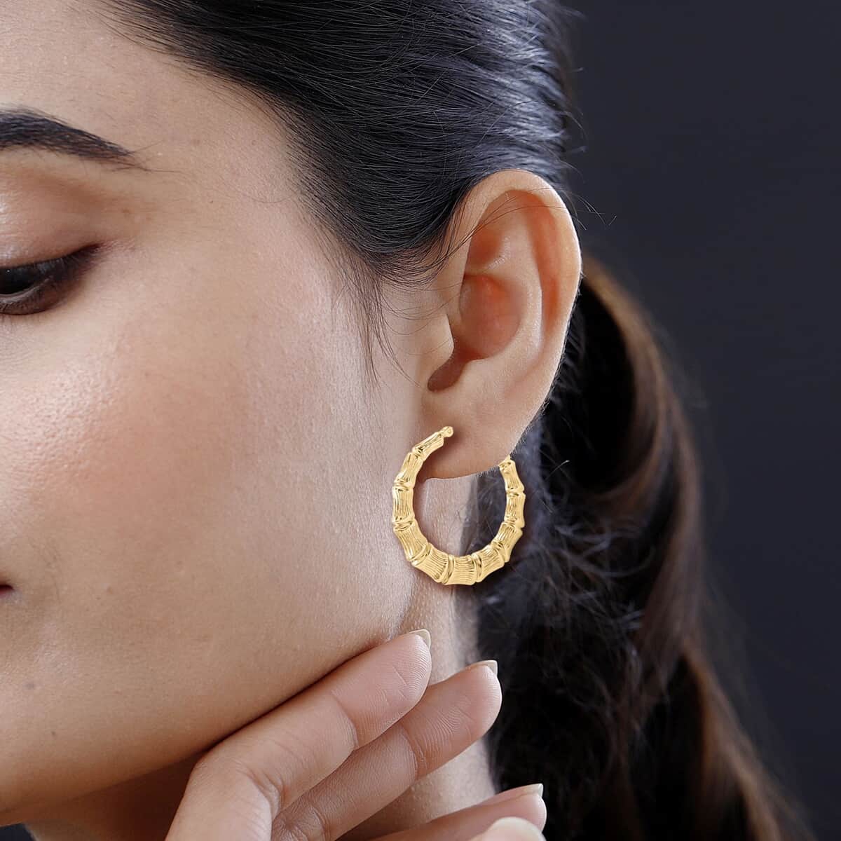 10K Yellow Gold Bamboo Hoop Earrings 3.80 Grams image number 2