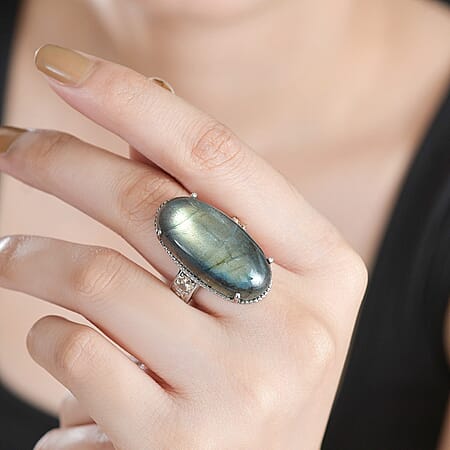 Malagasy Labradorite / 10 - Product card gallery slide 4 (10177574273337)