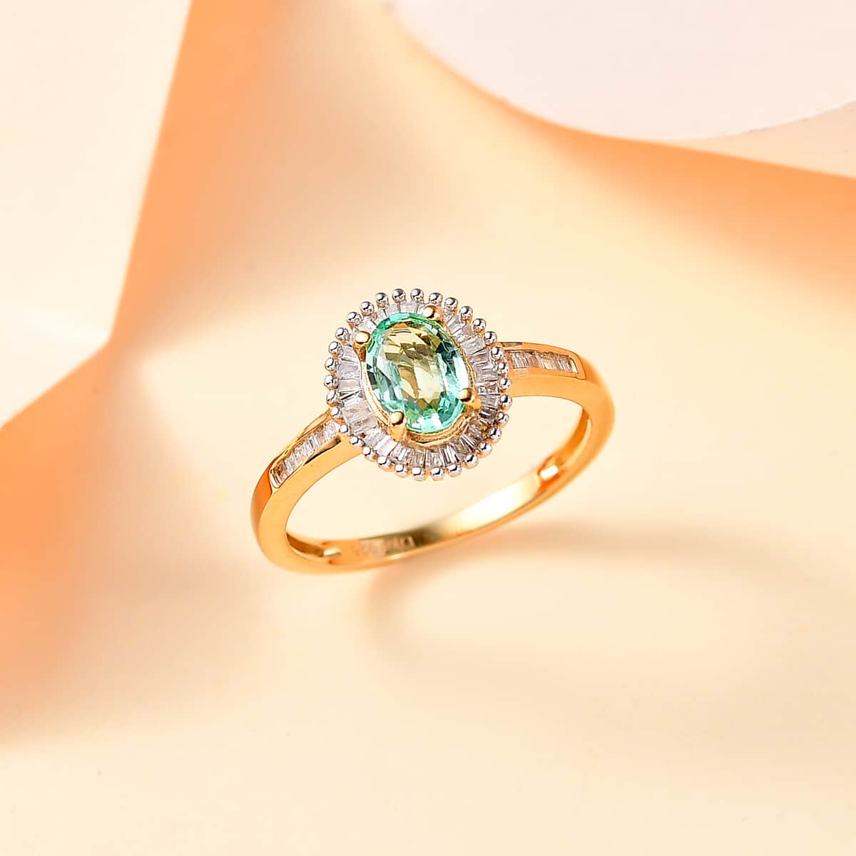 Boyaca Colombian Emerald, Diamond (0.20 cts) Sunburst Ring in 18K Vermeil YG Over Sterling Silver (Size 9.0) 0.90 ctw image number 1