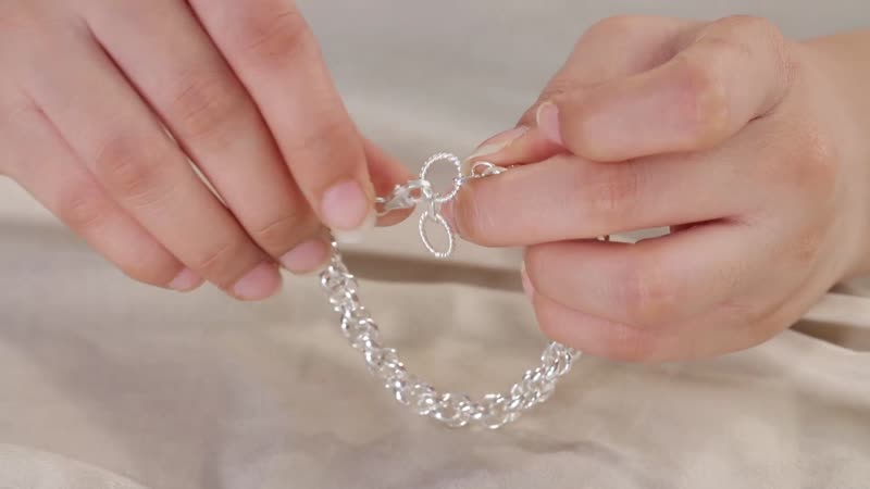 Sterling Silver Spiral Round Link Chain Bracelet (7.25-8.00In) 9 Grams