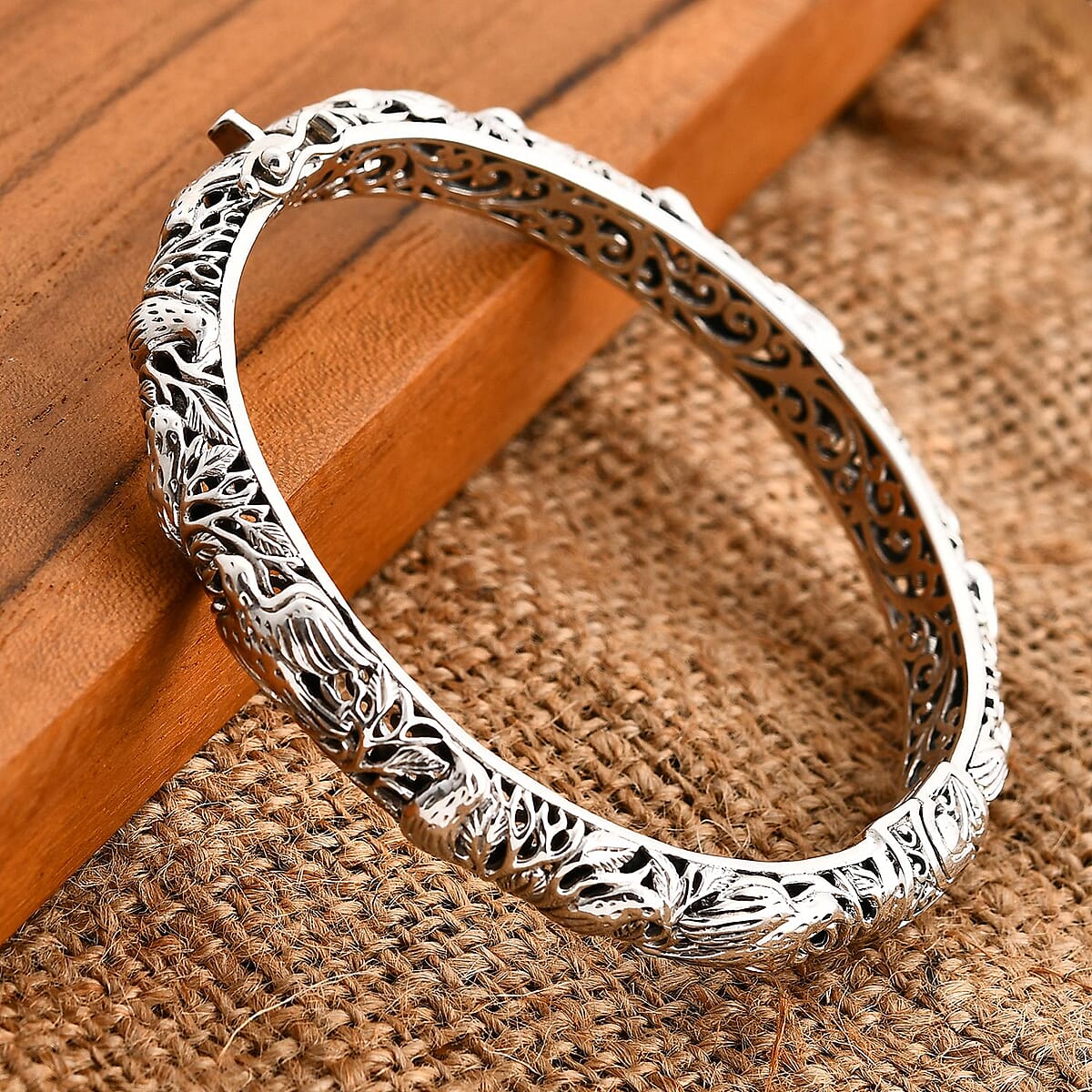 Bali Legacy Jalak Bali Bangle Bracelet in Sterling Silver (7.25 In) 29 Grams image number 1