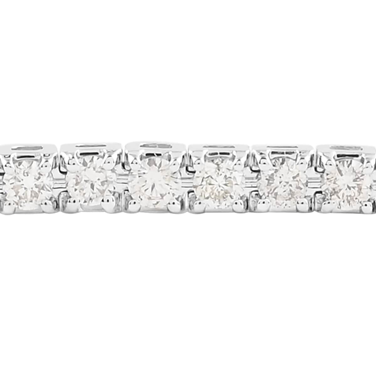 NY Closeout 14K White Gold I1-I2 Diamond Tennis Bracelet (6.50 In) 5.55 Grams 2.00 ctw image number 1