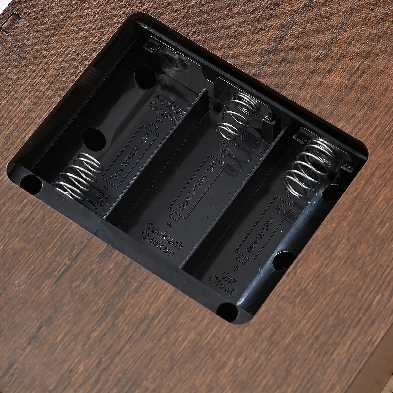 Handcrafted Vintage Pendulum Quartz Movement Reindeer Wall Clock (250x450x100mm) with Sound (Battery Not Included)