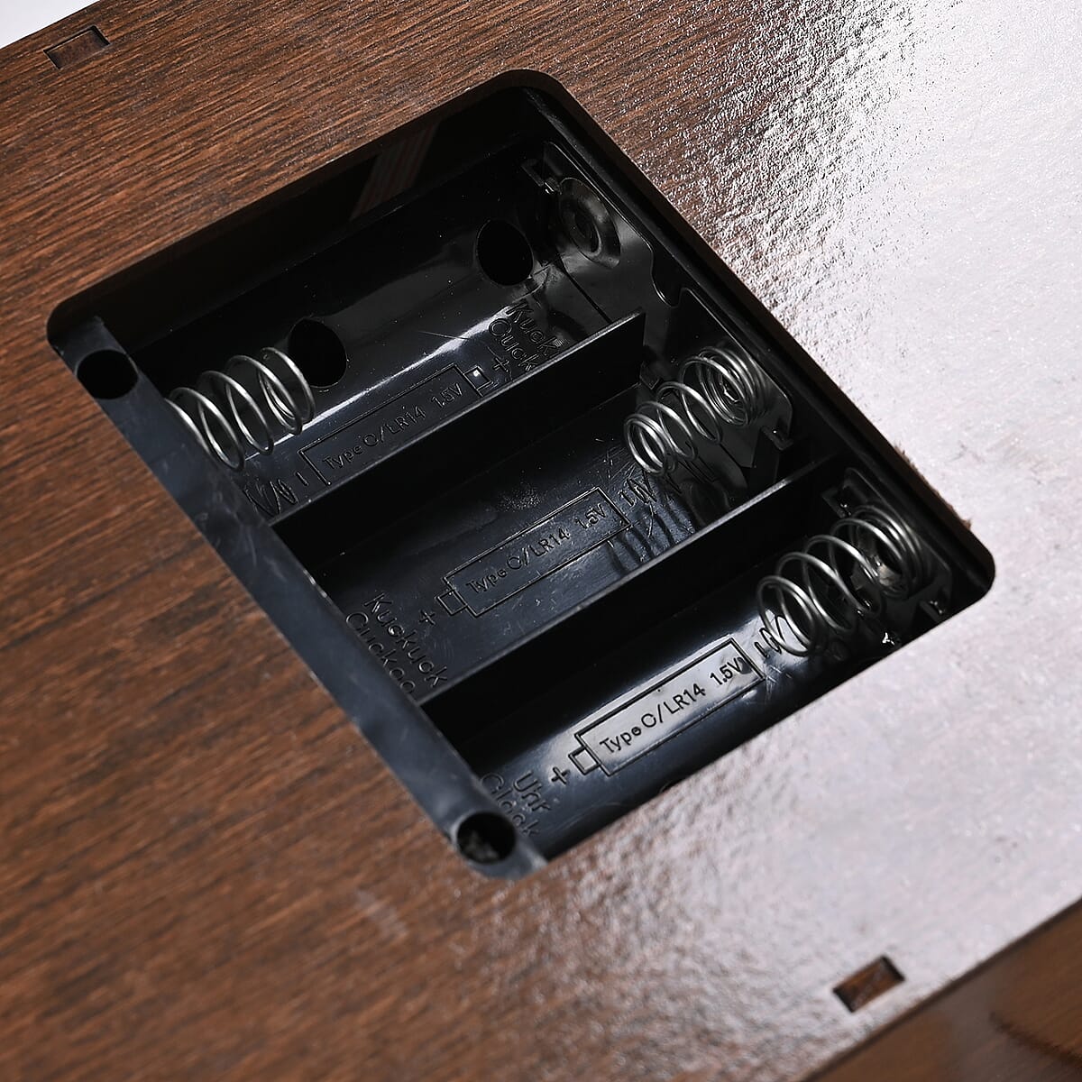 Handcrafted Vintage Pendulum Quartz Movement Bird Wall Clock with Sound (Battery Not Included) image number 8