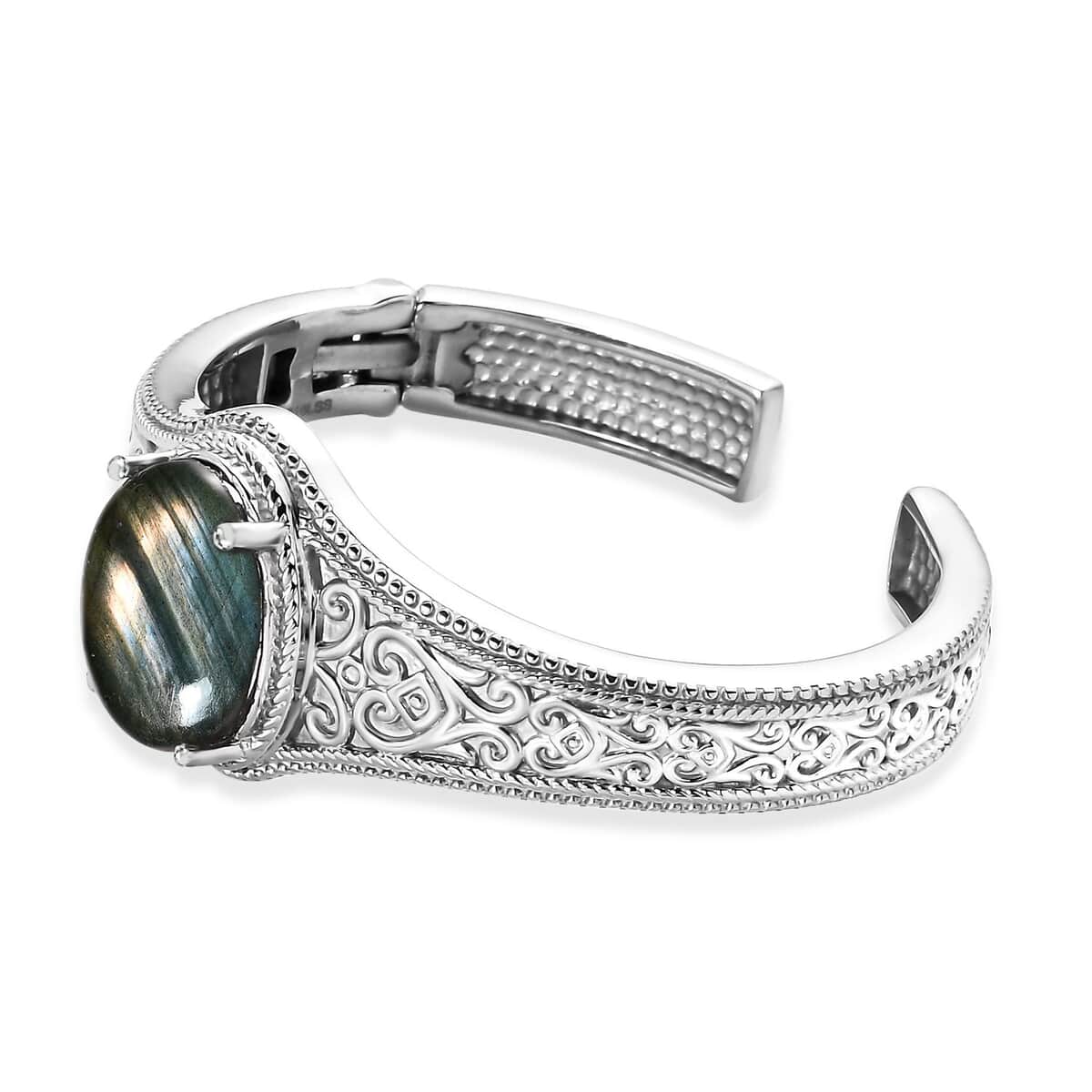 Malagasy Labradorite 17.25 ctw Cuff Bracelet in Stainless Steel (6.50 In) image number 4