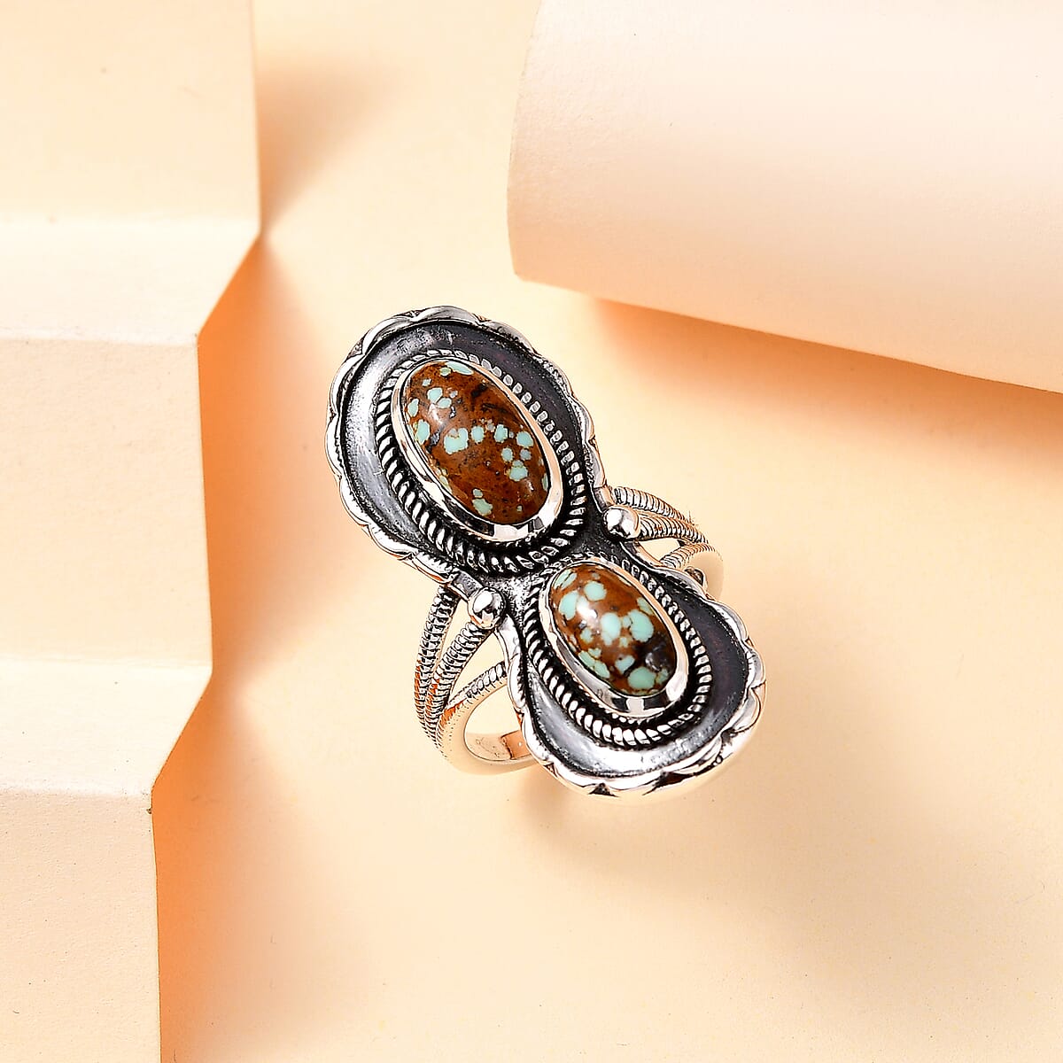 Artisan Crafted Blue Horizon Turquoise 2.65 ctw Horseshoe Ring in Sterling Silver (Size 7.0) image number 1